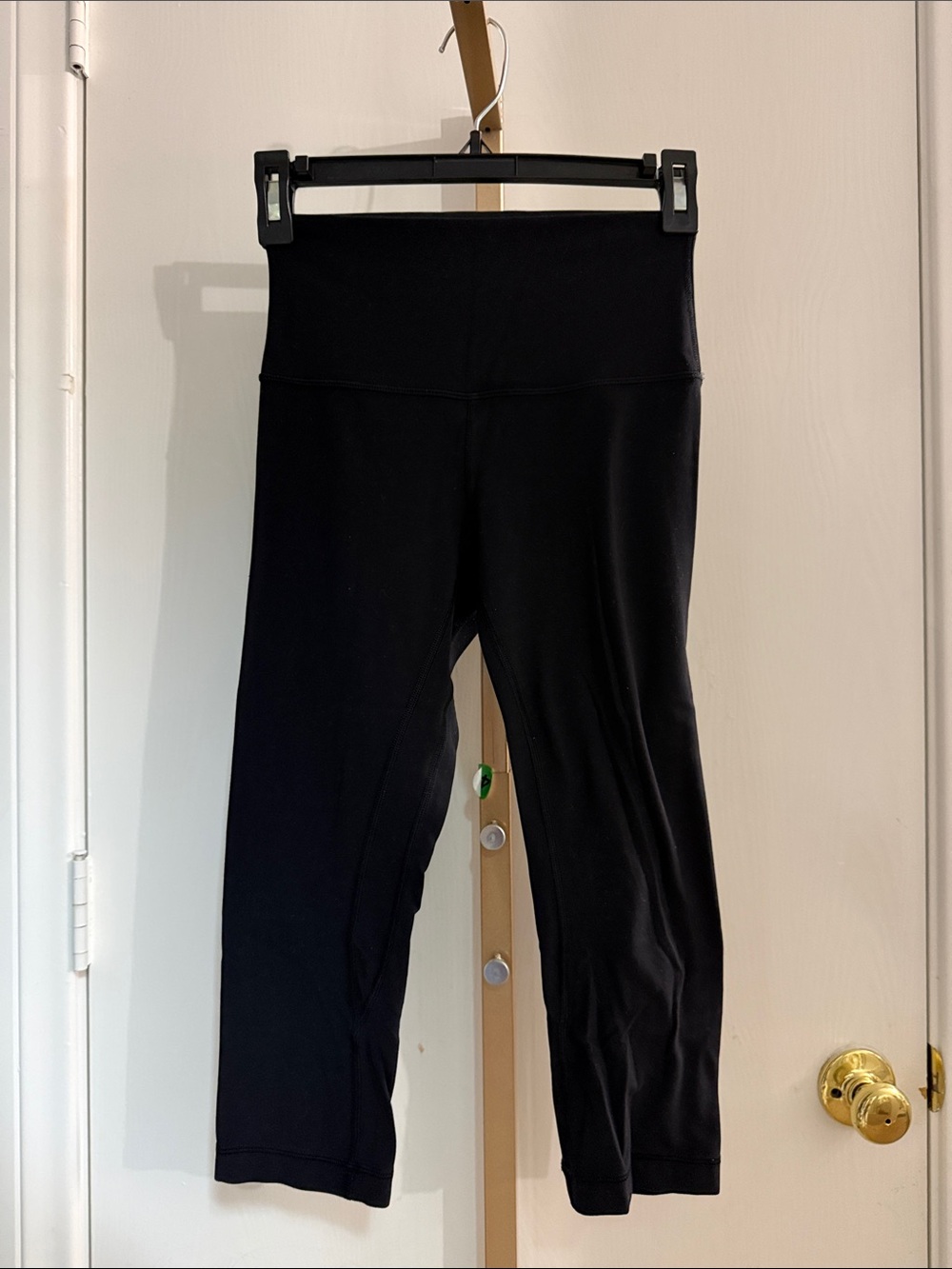 lululemon athletica Black High-Rise Capri Leggings